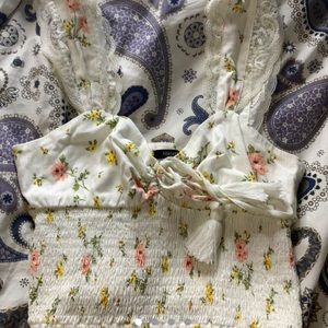 *SOLD ON MERCARI* Dainty Peasant top